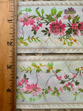 Load image into Gallery viewer, Vintage Ombre Floral Bouquets Ribbon