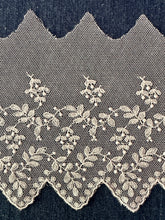Load image into Gallery viewer, Vintage Net Lace Trim with Leaf &amp; Berry Design, Scalloped Border Lace by the Yard
