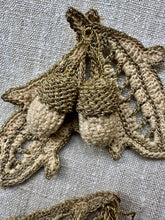 Load image into Gallery viewer, Antique Hand Made Acorn &amp; Leaves Applique
