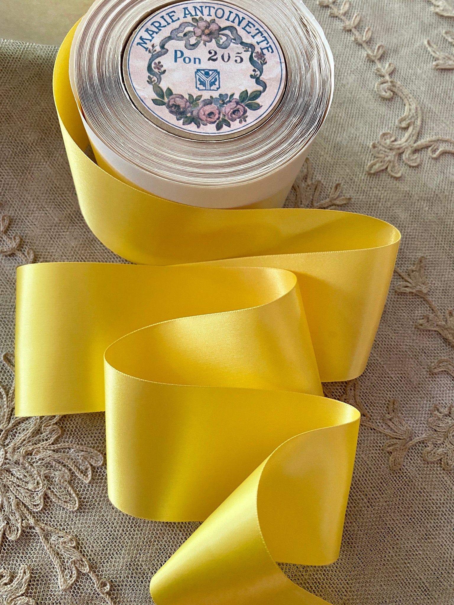 Vintage 2 Inch Width Double Faced Satin Ribbon - By the Roll – Vintage  Passementerie