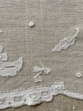 Load image into Gallery viewer, Antique Limerick Lace