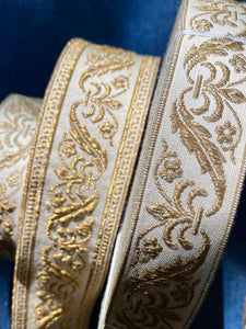 French Metal Vintage Trim in White & Gold