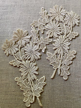 Load image into Gallery viewer, Pair of Schiffli Lace Floral Applique
