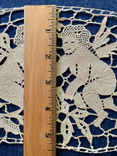 Load image into Gallery viewer, Needle Lace Cherubs