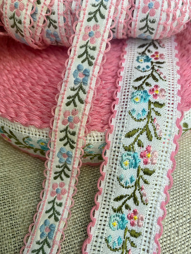 Vintage Floral Trim With Pink loop Edging Two Different