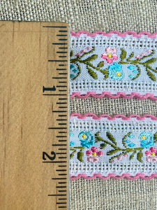 Vintage Floral Trim With Pink loop Edging Two Different