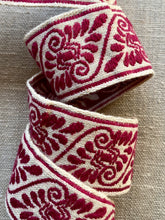 Load image into Gallery viewer, Turkey Red Woven Vintage Trim