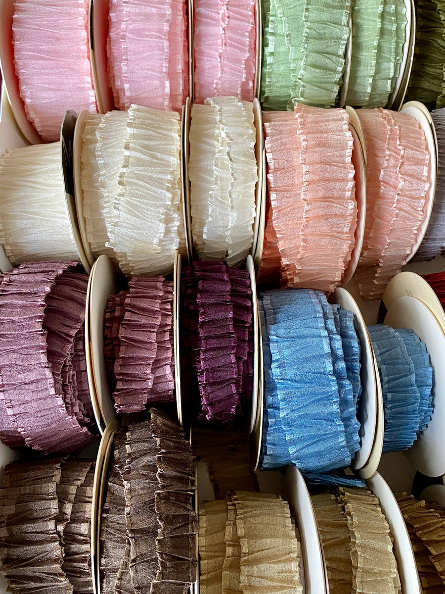 Mokuba Pleated Organdy Ribbon with Satin Edges – Vintage Passementerie