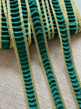 Load image into Gallery viewer, Vintage Plisse Ribbon Gold and Green