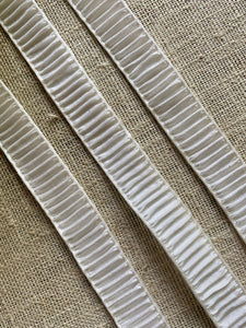 Vintage Plisse Ribbon Ivory White