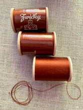 Load image into Gallery viewer, Vintage Zwicky Swiss Silk Sewing Thread Rust