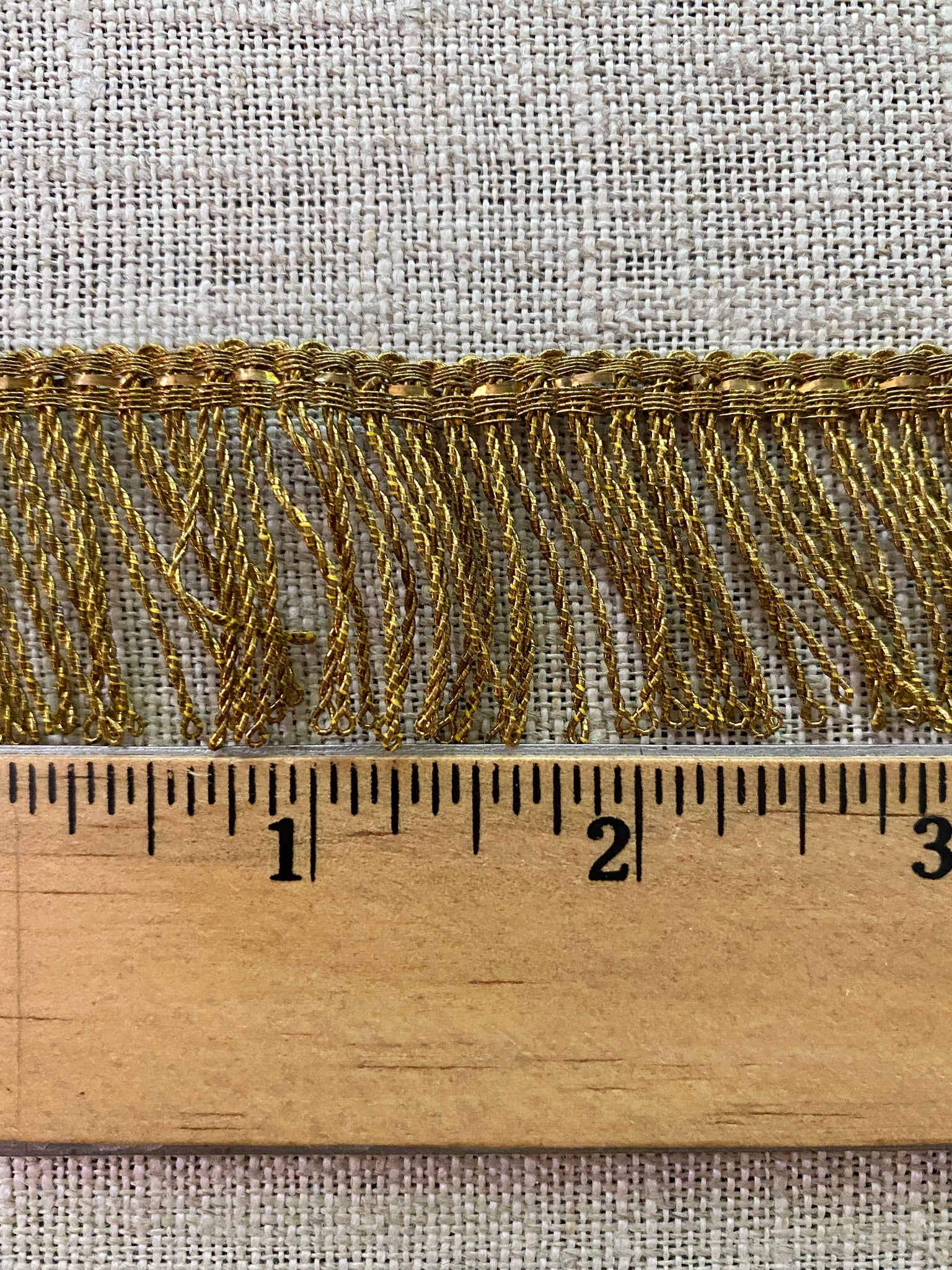 211.1 Metallic bullion fringe bright gold 1-1/2 (38mm)