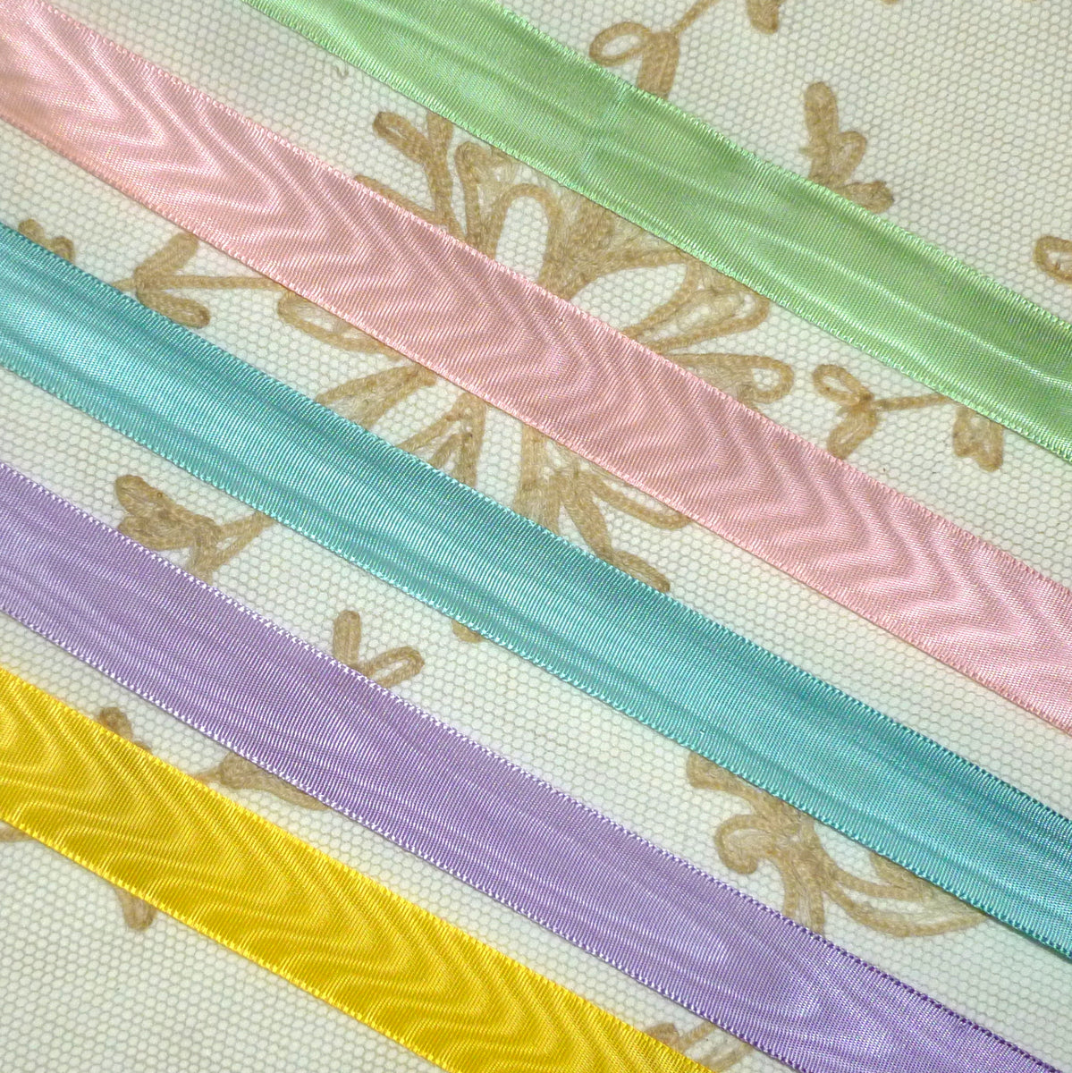 Vintage Moire Ribbon Trim Easter Colors 5 Yards – Vintage Passementerie