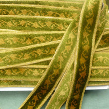 Load image into Gallery viewer, Vintage French Velveteen Green &amp; Gold Stylized Garland 