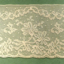 Load image into Gallery viewer, Antique Alencon Style French Lace Swags Scalloped Border