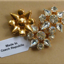 Load image into Gallery viewer, Large Pear and Round Shape Gold Back Rhinestone Buttons