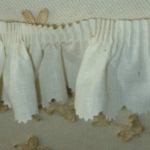 Muslin Trim with Antique Pinked Edge