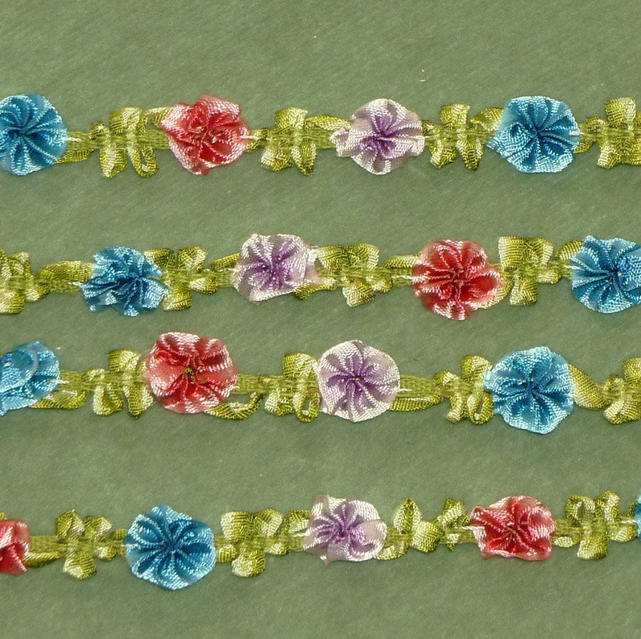 Ombre Ribbon Silky Rosette Trim – Vintage Passementerie
