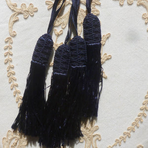 Antique Netted Cord Top Tassel